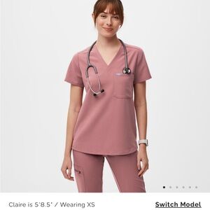 Brand new catarina figs scrub top small petite in mauve